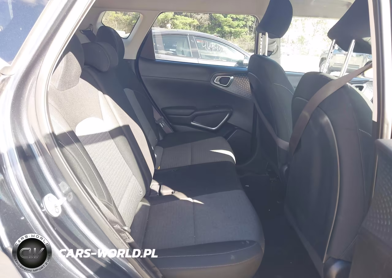 2020 Kia Soul S VIN:KNDJ23AU0L7006880 - 8
