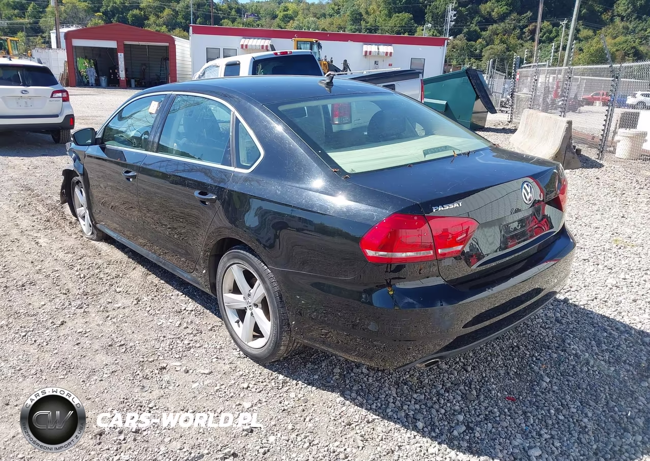 2013 Volkswagen Passat Se W-Sunroof VIN:1VWBP7A34DC047037 - 3