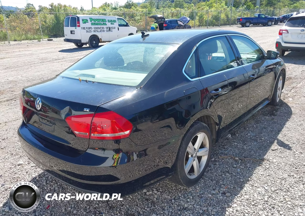 2013 Volkswagen Passat Se W-Sunroof VIN:1VWBP7A34DC047037 - 4