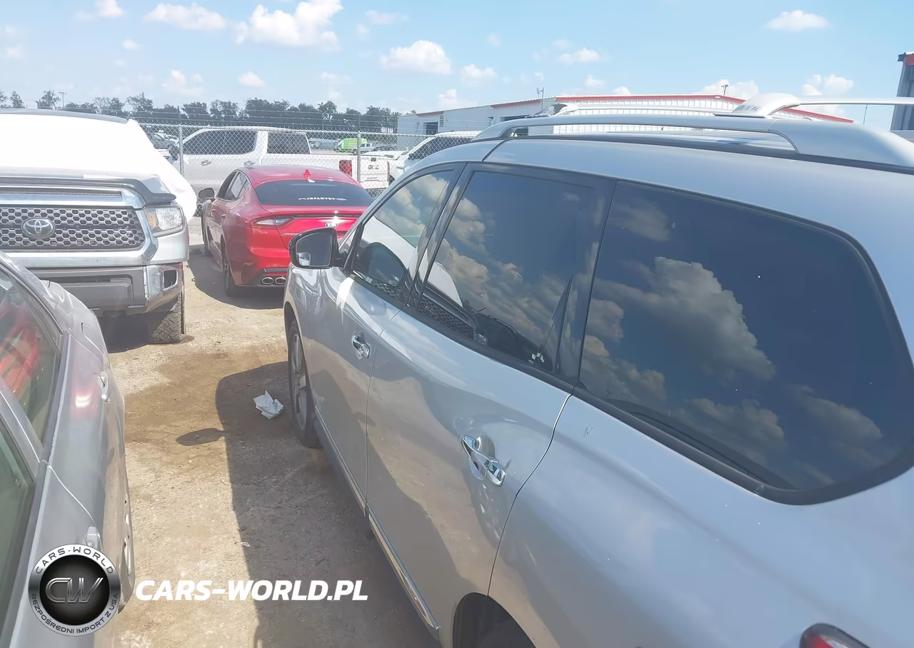 2014 Nissan Pathfinder Platinum VIN:5N1AR2MNXEC687713 - 14