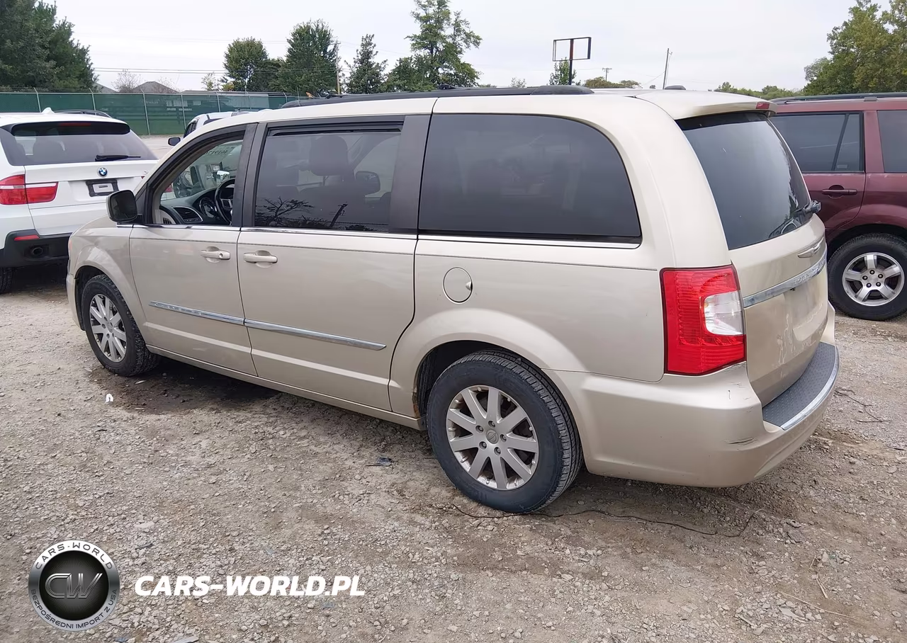 2013 Chrysler Town & Country Touring VIN:2C4RC1BG2DR559267 - 3