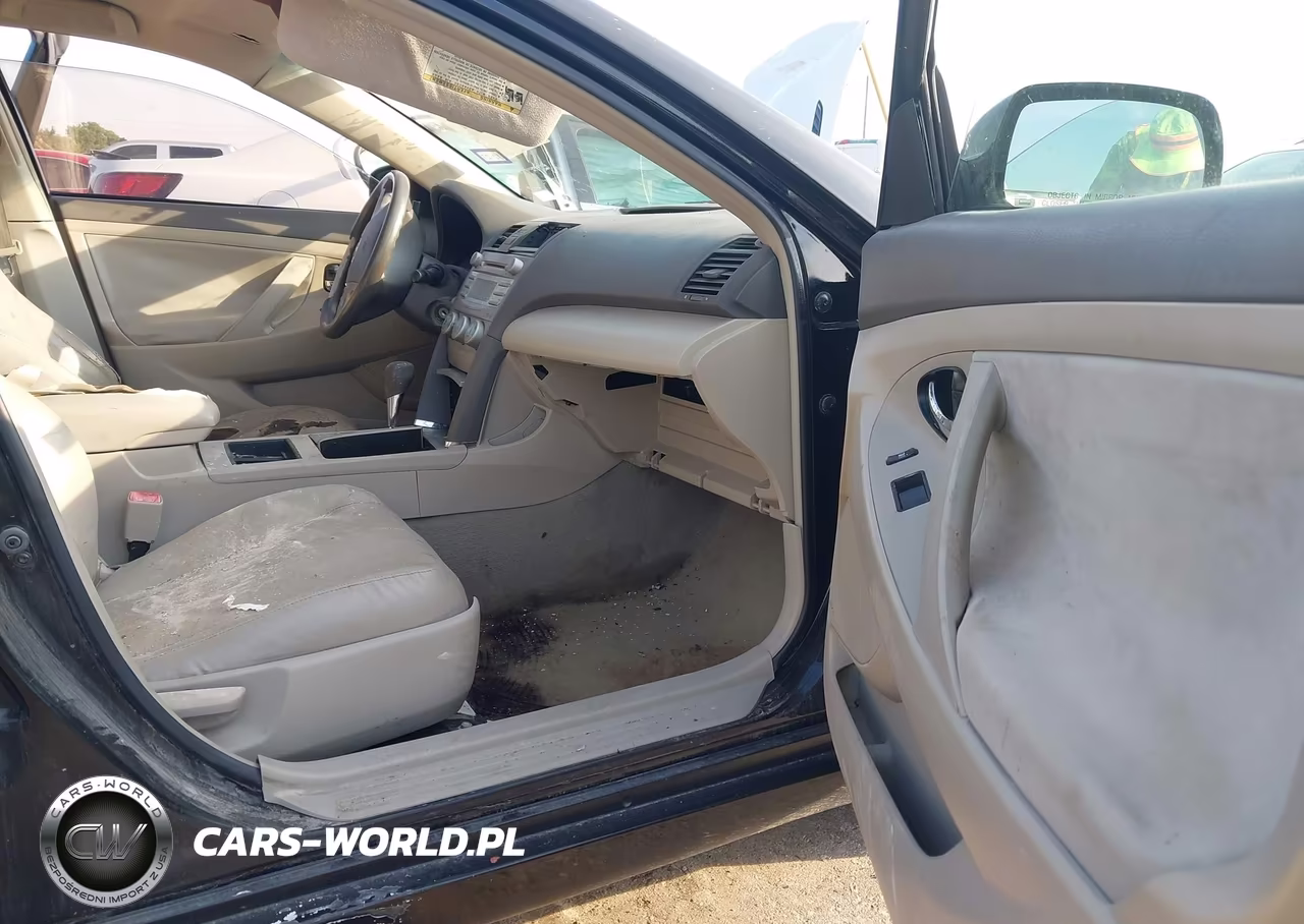 2008 Toyota Camry VIN:4T1BE46K68U738752 - 5