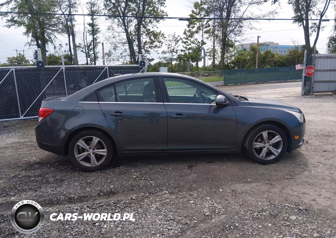2013 Chevrolet Cruze 2Lt VIN:1G1PE5SB5D7108826 - 13