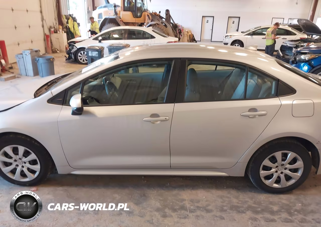 2020 Toyota Corolla Le VIN:5YFEPRAE2LP121641 - 14