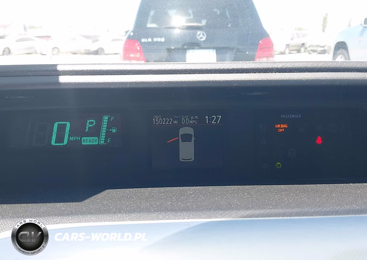 2012 Toyota Prius C Two VIN:JTDKDTB35C1025657 - 7