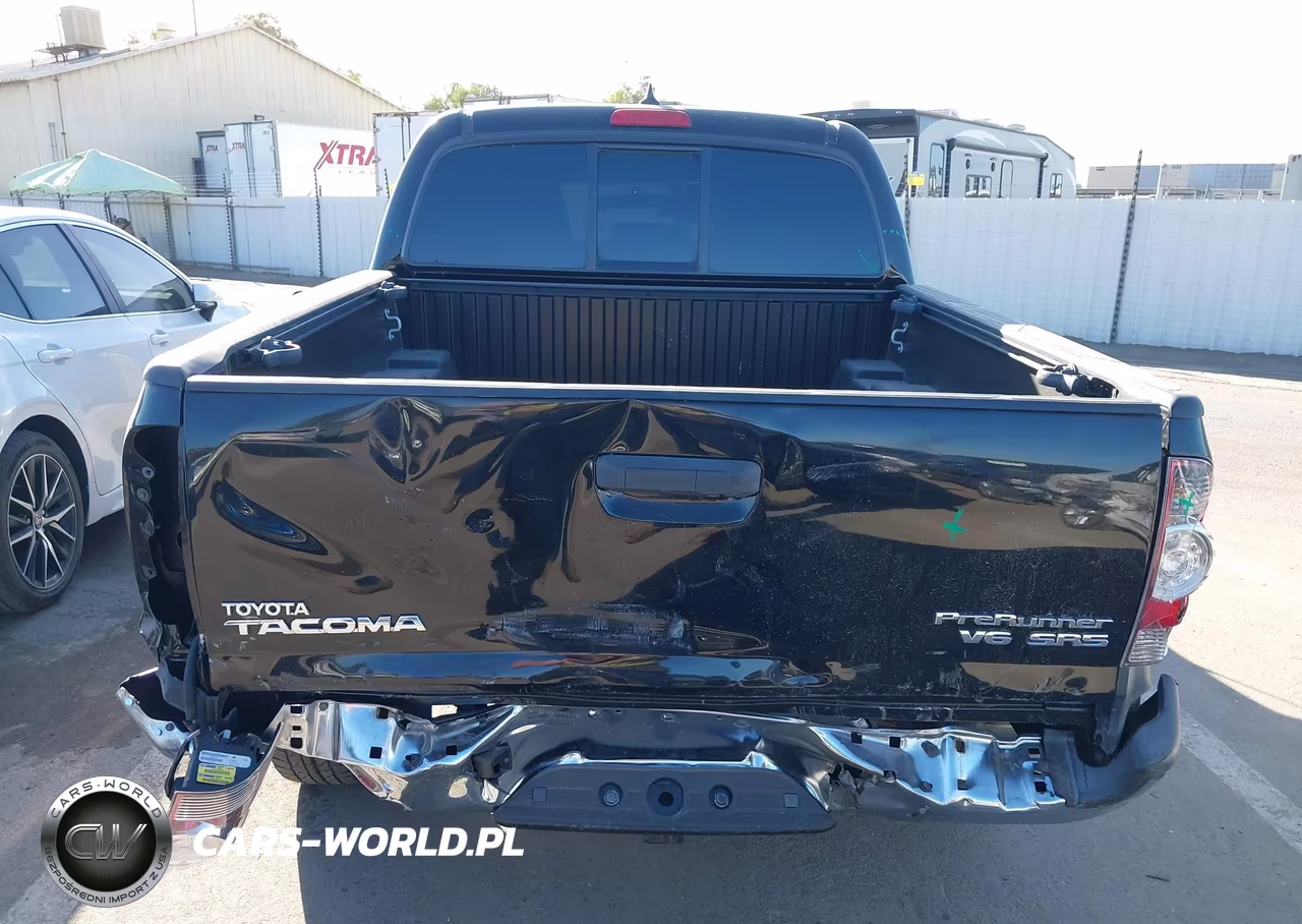2014 Toyota Tacoma Prerunner V6 VIN:3TMJU4GN5EM160946 - 17