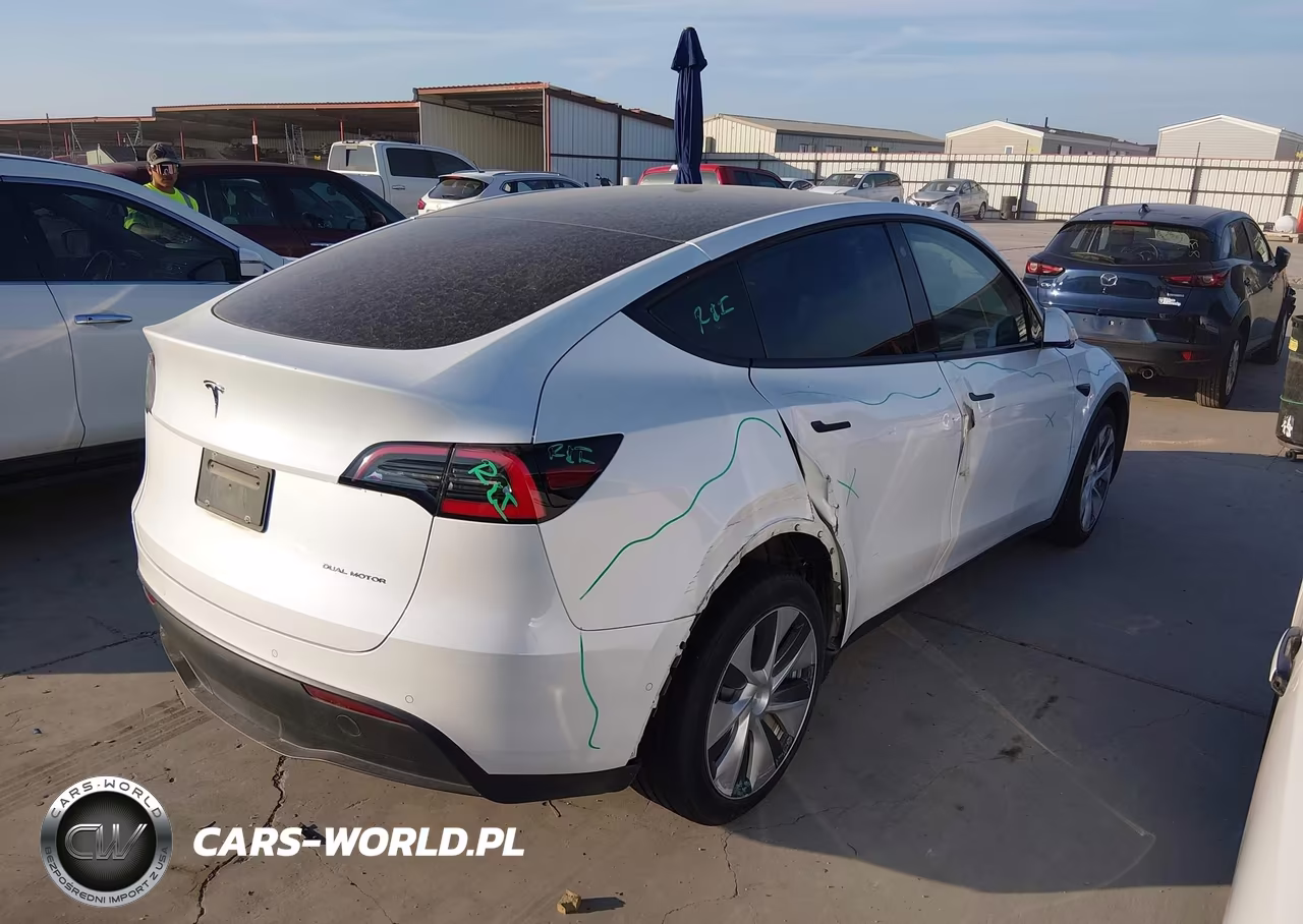 2021 Tesla Model Y Long Range Dual Motor All-Wheel Drive VIN:5YJYGDEE8MF097031 - 4