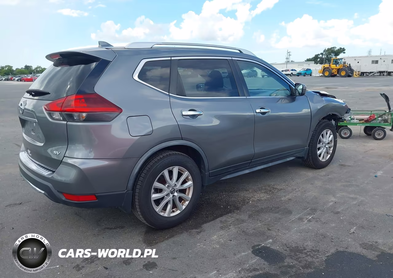 2018 Nissan Rogue Sv VIN:JN8AT2MT8JW457363 - 4