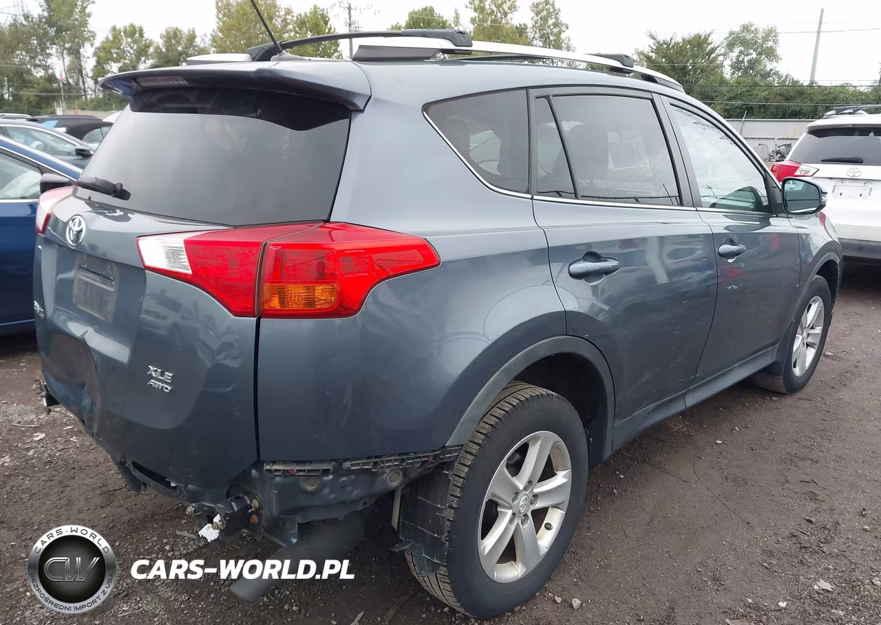 2013 Toyota Rav4 Xle VIN:2T3RFREV5DW102653 - 4