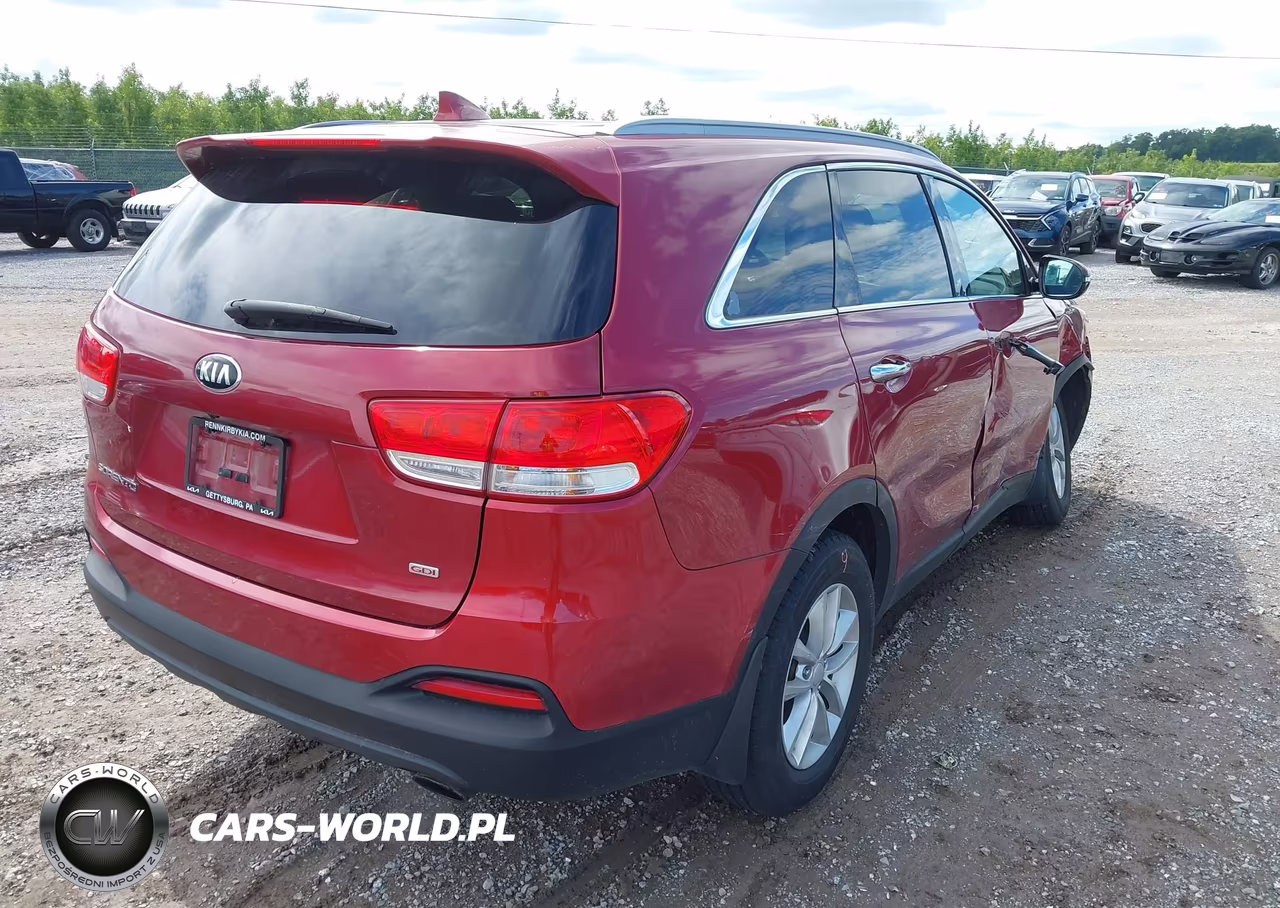 2016 Kia Sorento Lx VIN:5XYPG4A33GG042502 - 4