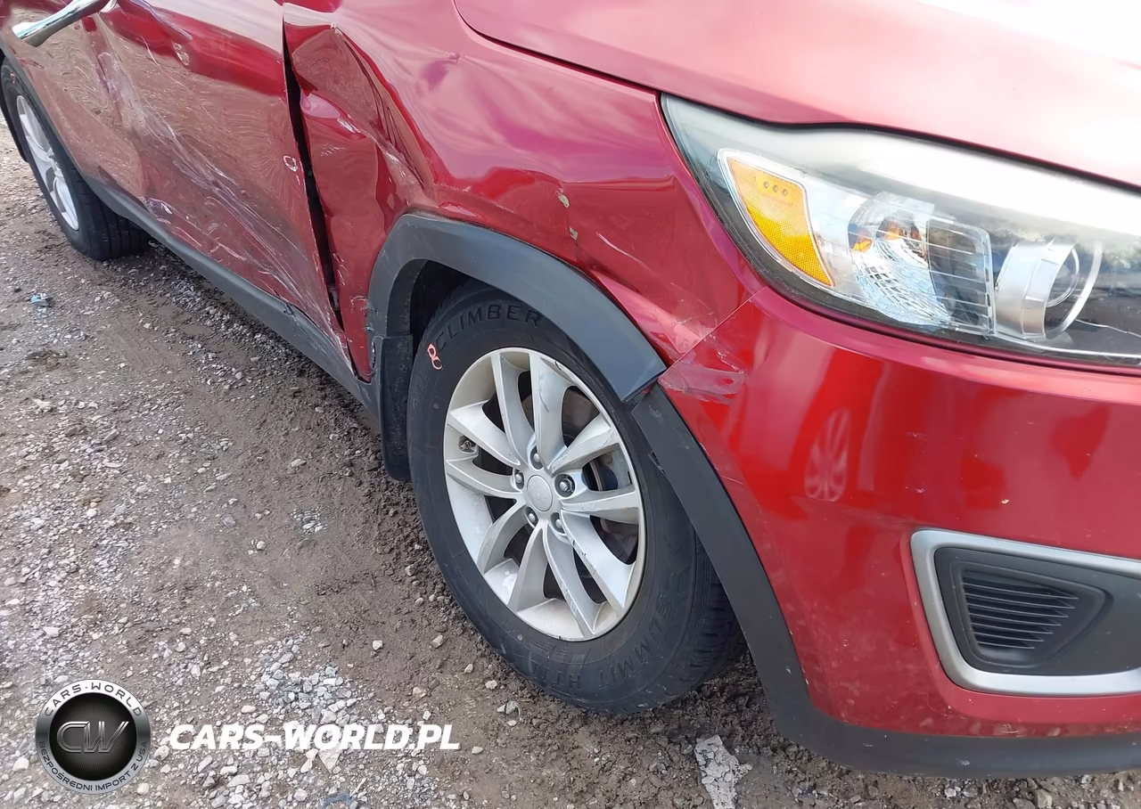 2016 Kia Sorento Lx VIN:5XYPG4A33GG042502 - 6