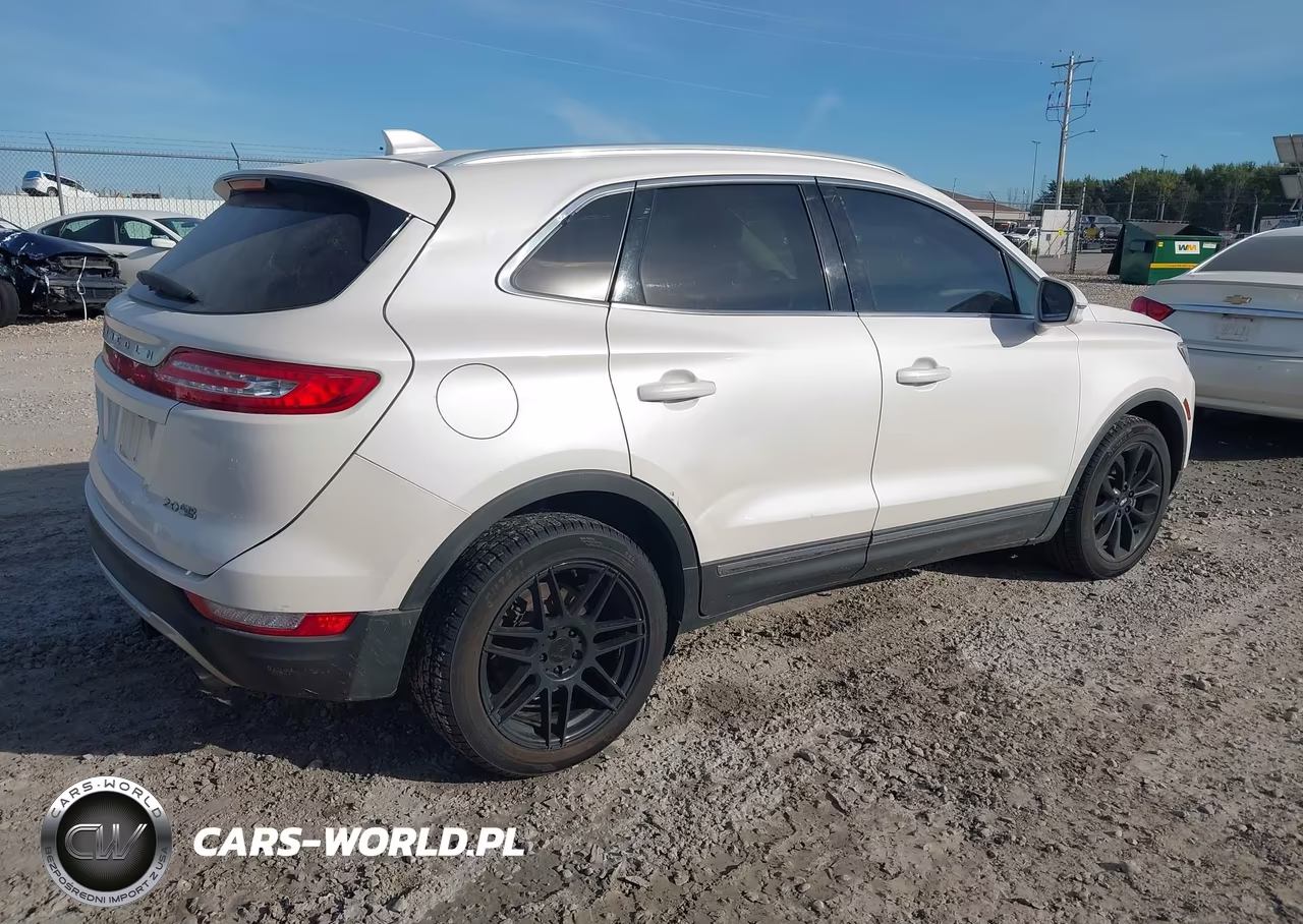 2016 Lincoln Mkc Select VIN:5LMCJ2D93GUJ18201 - 4
