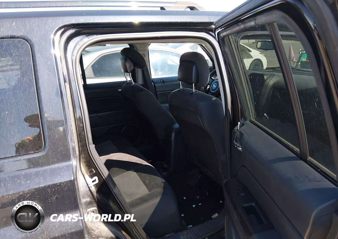 2015 Jeep Patriot Altitude Edition VIN:1C4NJPBA9FD318637 - 8
