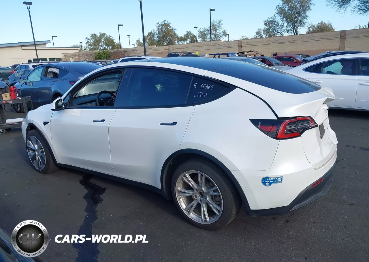 2021 Tesla Model Y Long Range Dual Motor All-Wheel Drive VIN:5YJYGDEE3MF145616 - 15