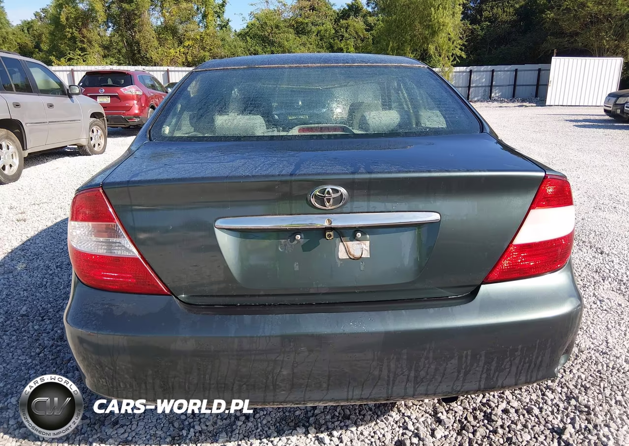 2002 Toyota Camry Le VIN:4T1BE32K92U558026 - 17