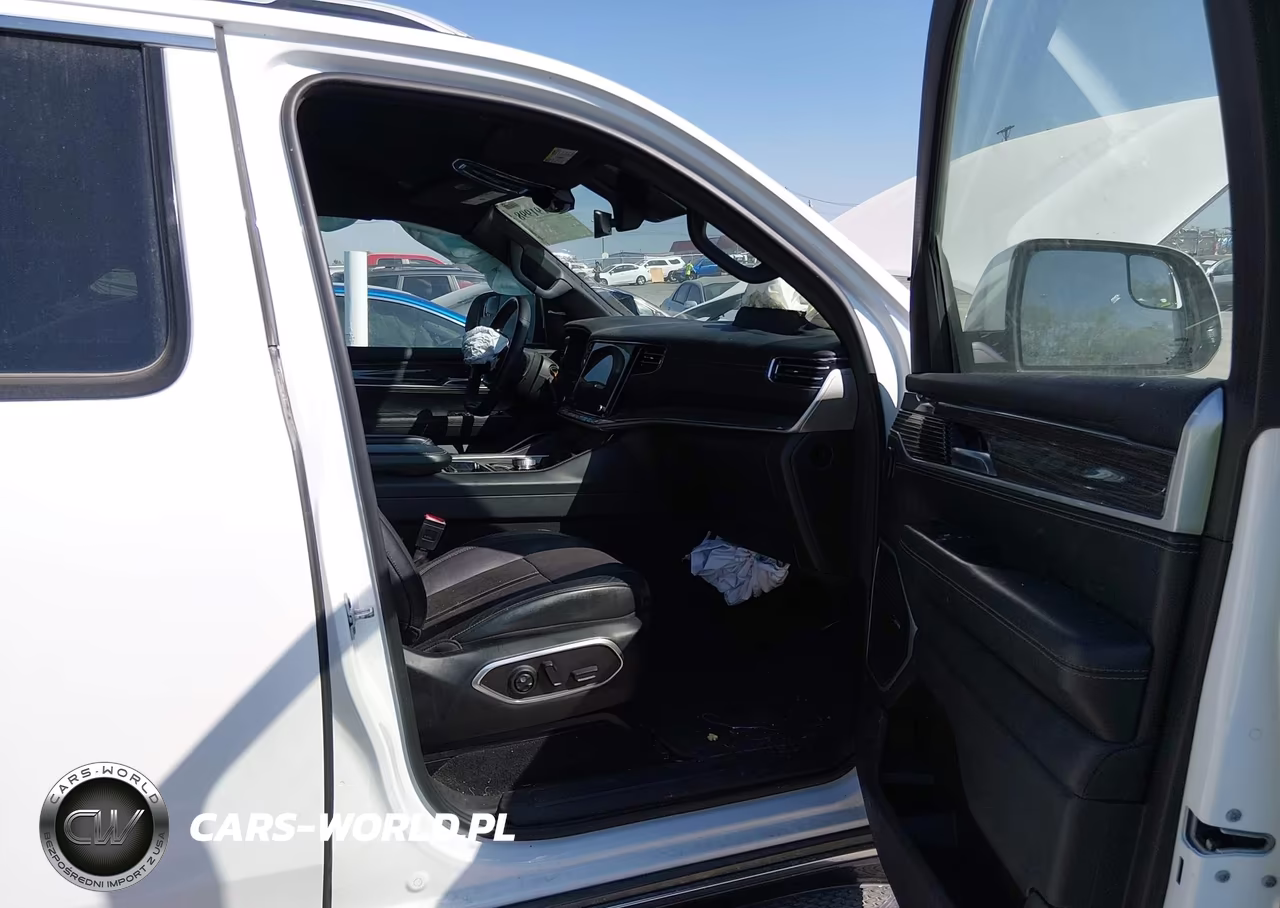 2022 Jeep Wagoneer Series Ii 4X2 VIN:1C4SJUBT0NS202014 - 5