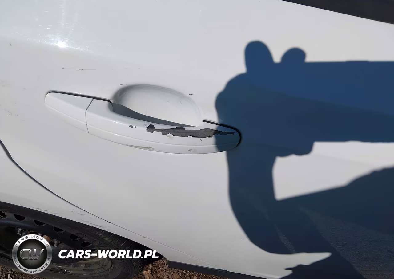 2012 Ford Focus Se VIN:1FAHP3F21CL443811 - 12
