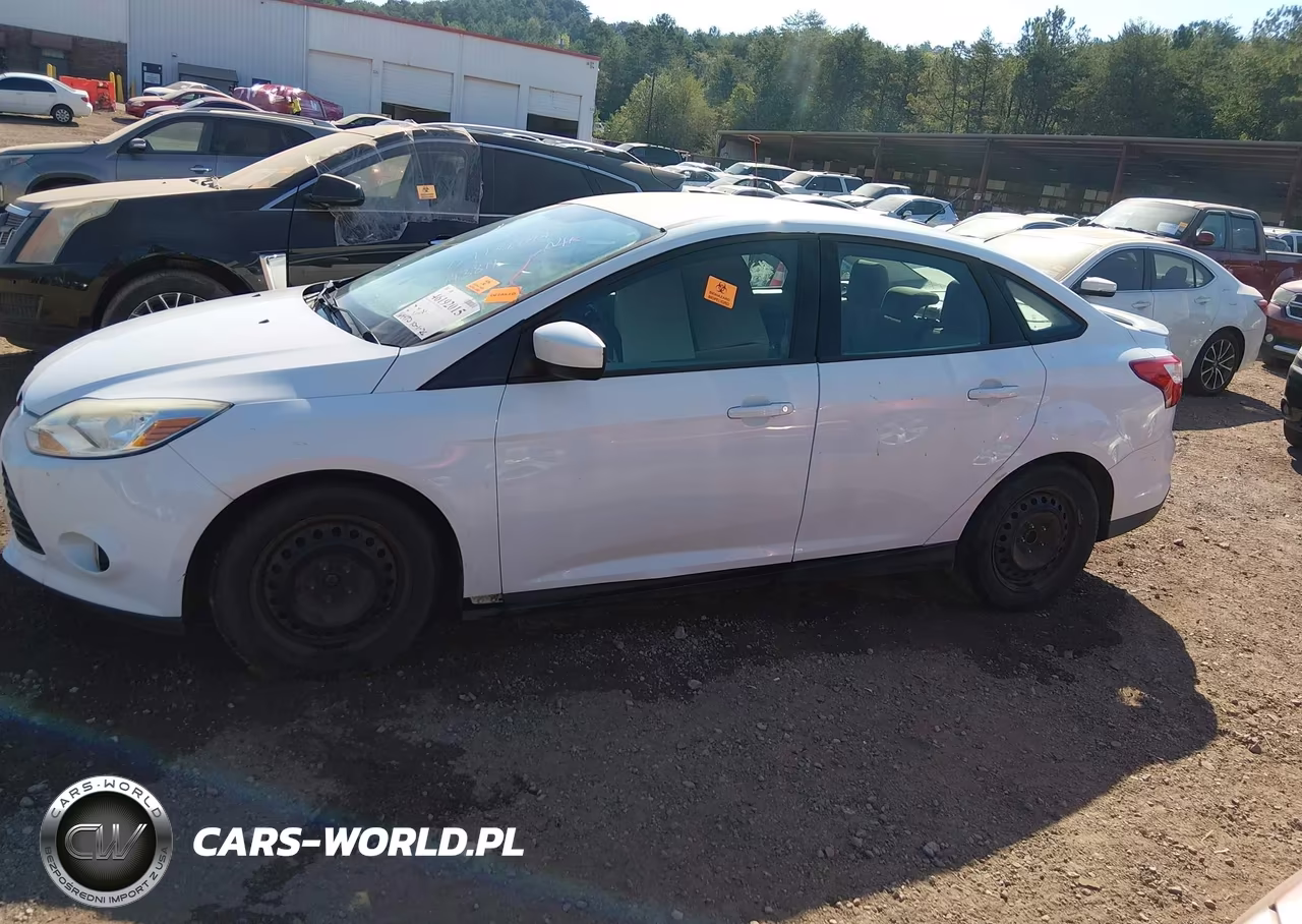 2012 Ford Focus Se VIN:1FAHP3F21CL443811 - 15