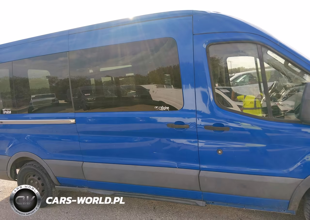 2015 Ford Transit-350 Xlt VIN:1FBZX2CM2FKB19733 - 18