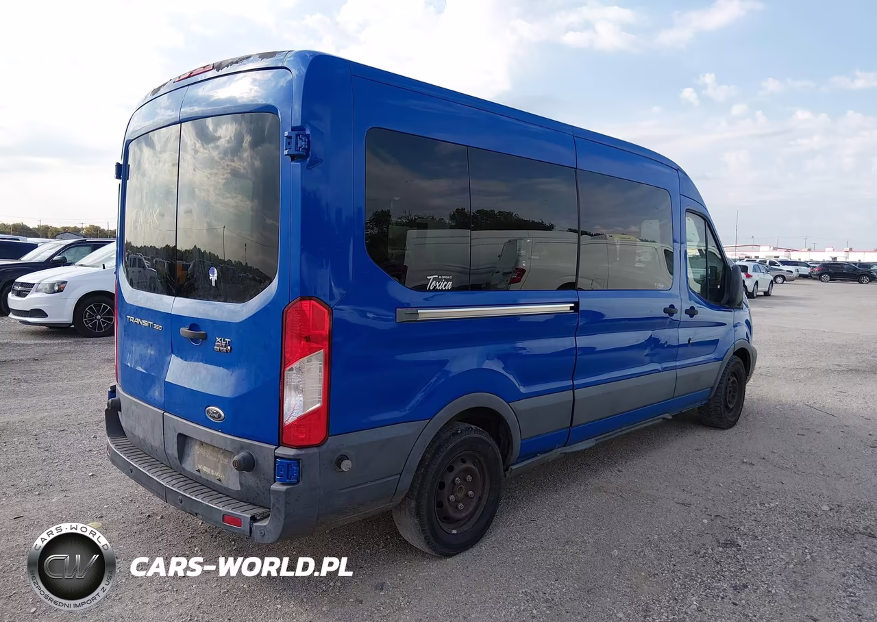 2015 Ford Transit-350 Xlt VIN:1FBZX2CM2FKB19733 - 4