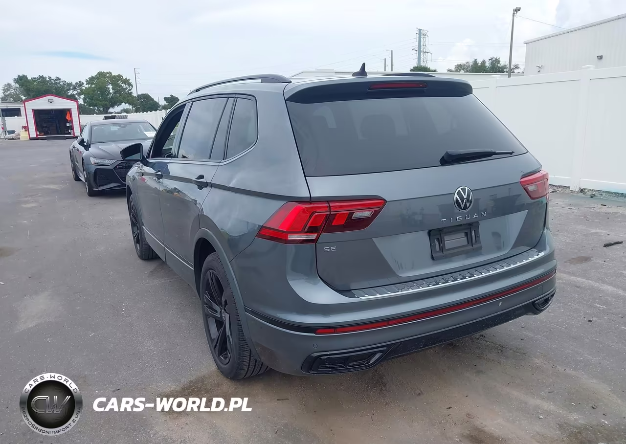 2023 Volkswagen Tiguan 2.0T Se R-Line Black VIN:3VVCB7AX3PM131475 - 3
