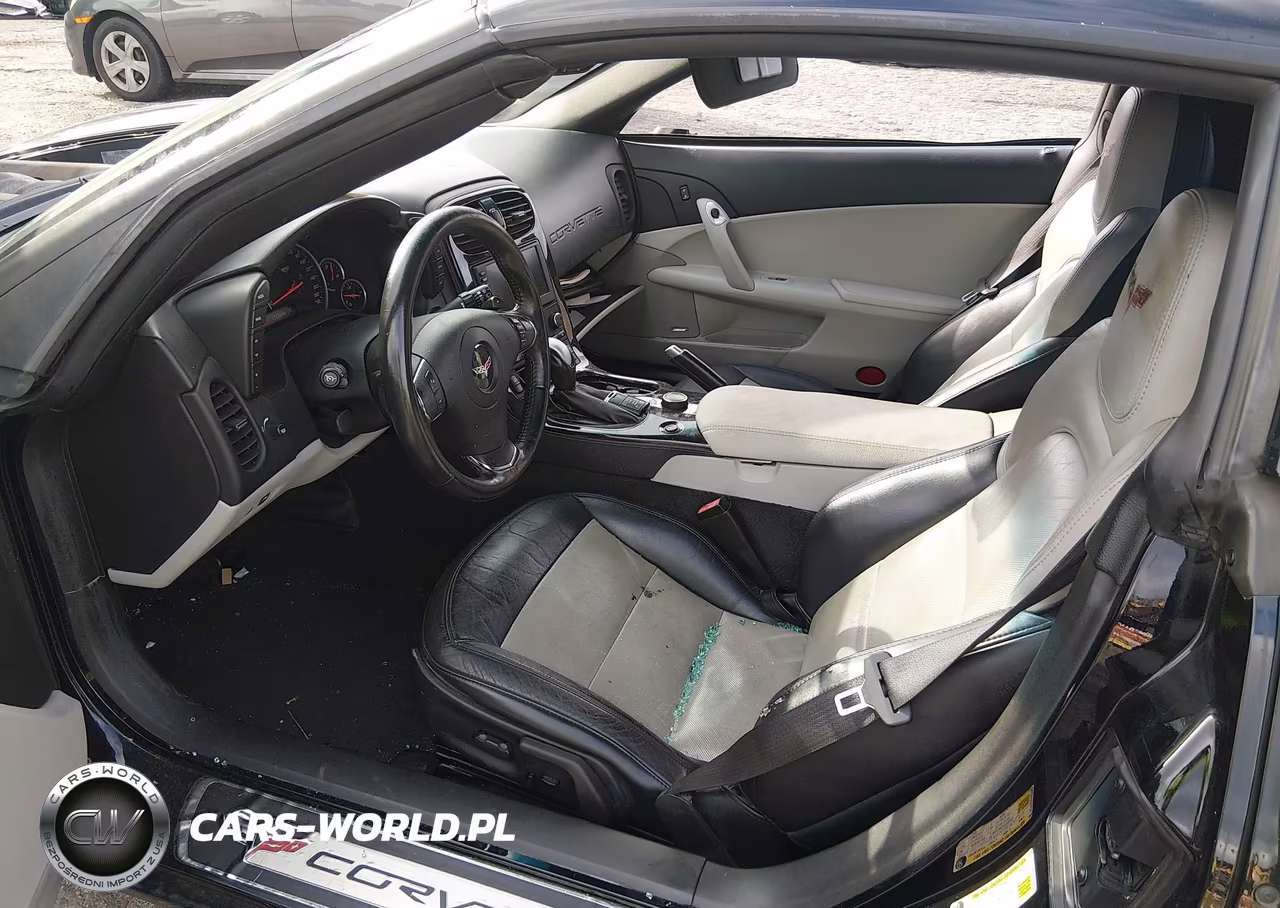 2013 Chevrolet Corvette VIN:1G1YG2DW7D5105922 - 5