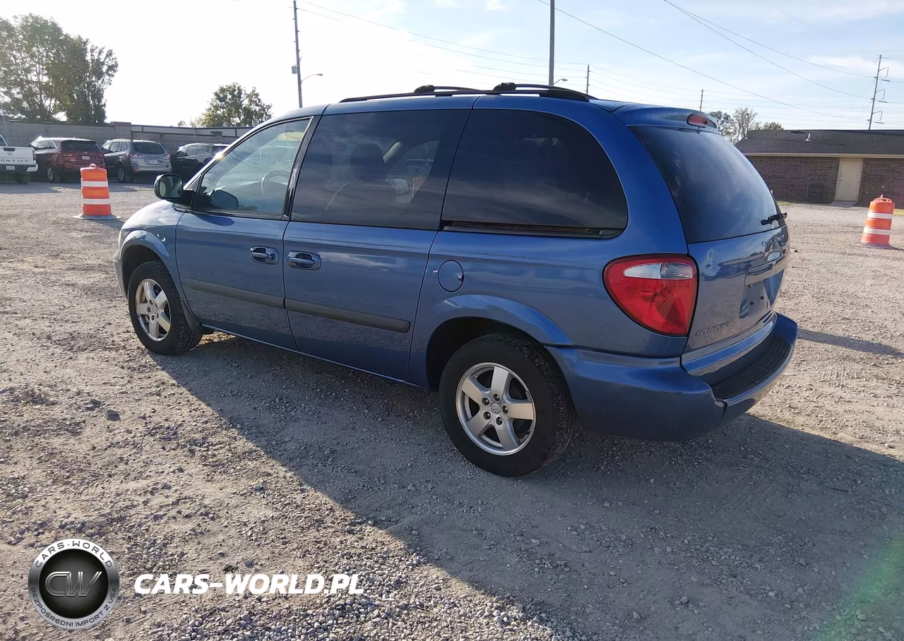 2007 Dodge Caravan Sxt VIN:1D4GP45R97B206203 - 3