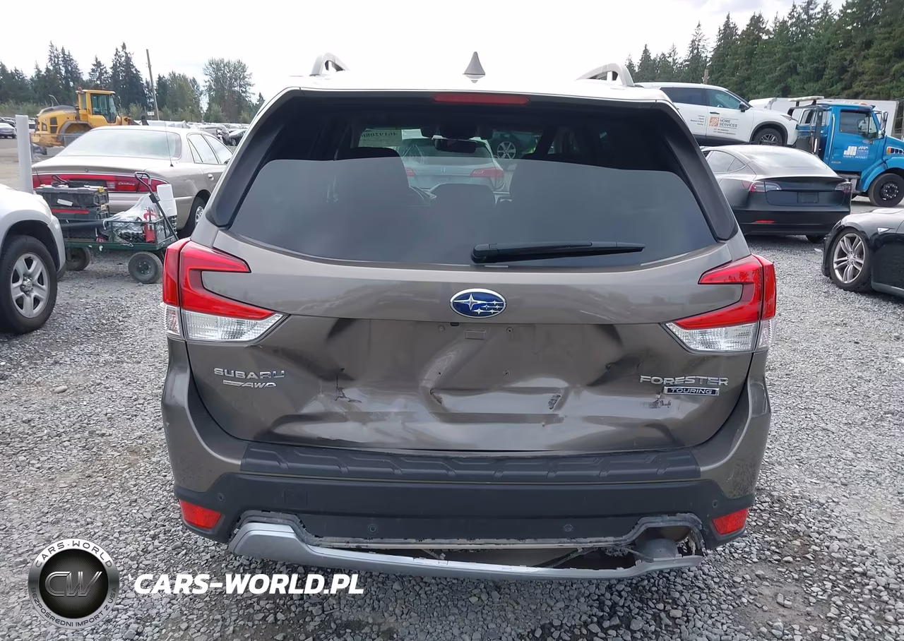 2021 Subaru Forester Touring VIN:JF2SKAXC8MH469113 - 16