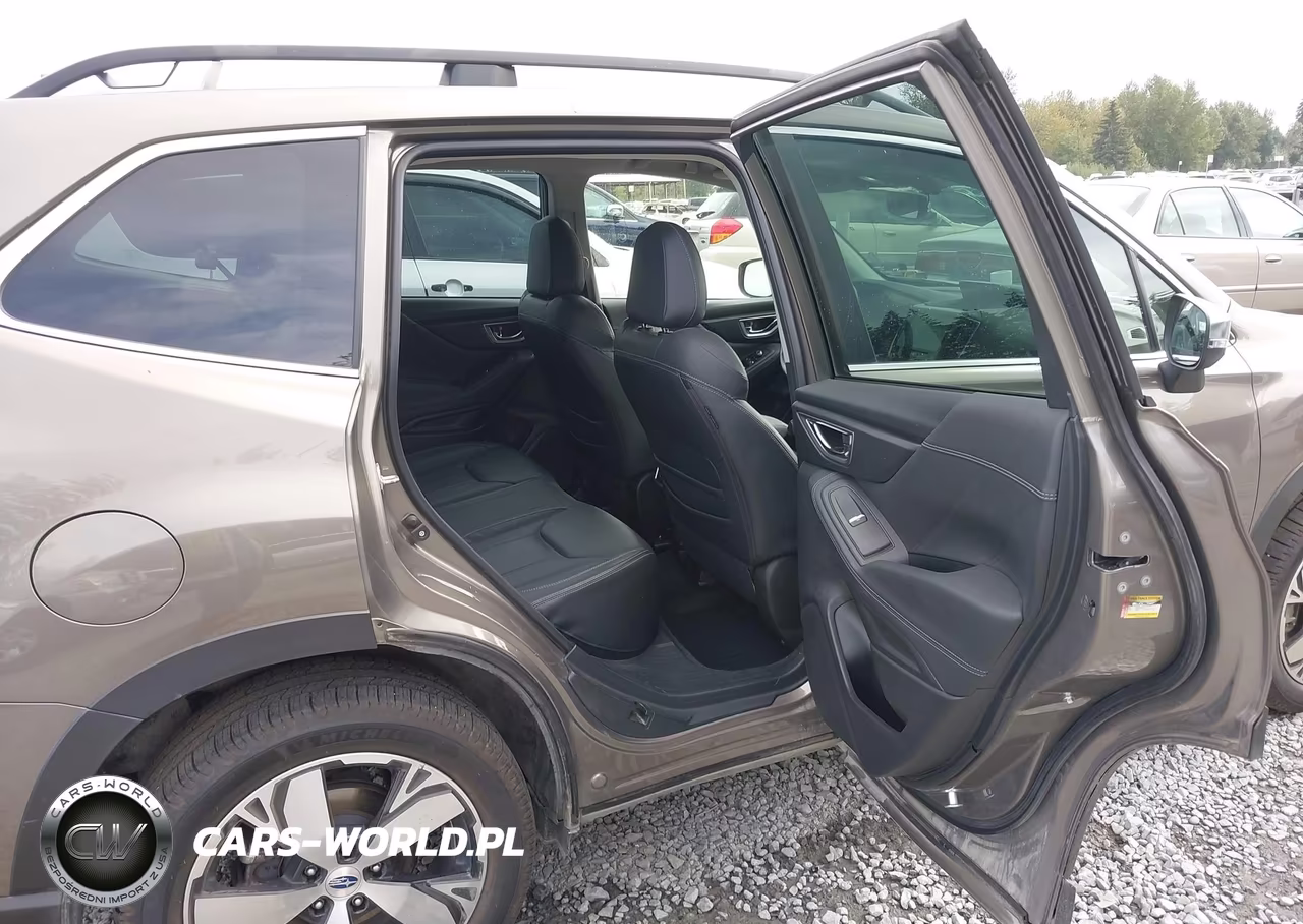 2021 Subaru Forester Touring VIN:JF2SKAXC8MH469113 - 8