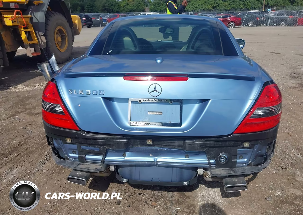 2011 Mercedes-Benz Slk 300 VIN:WDBWK5EA2BF238921 - 16