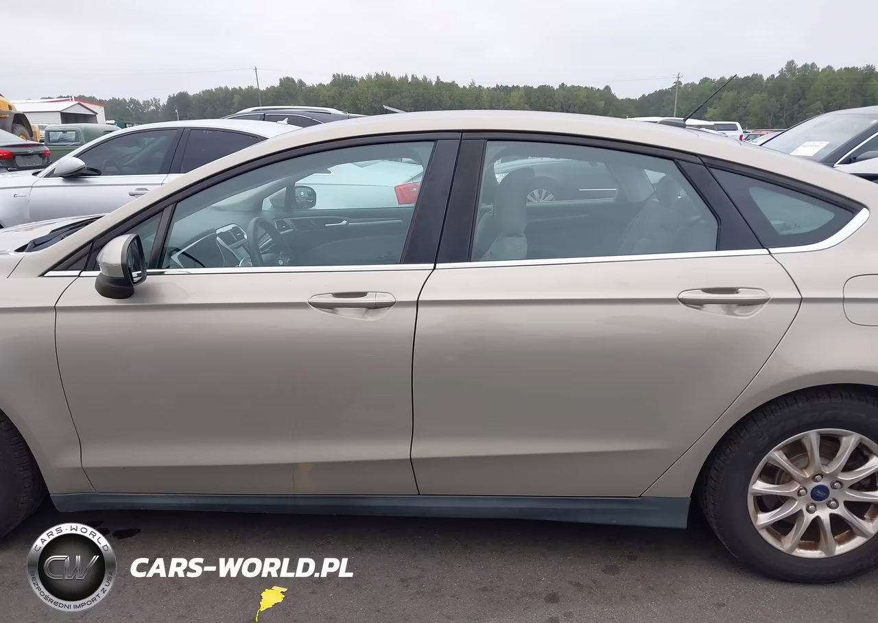 2016 Ford Fusion S VIN:3FA6P0G78GR126826 - 15
