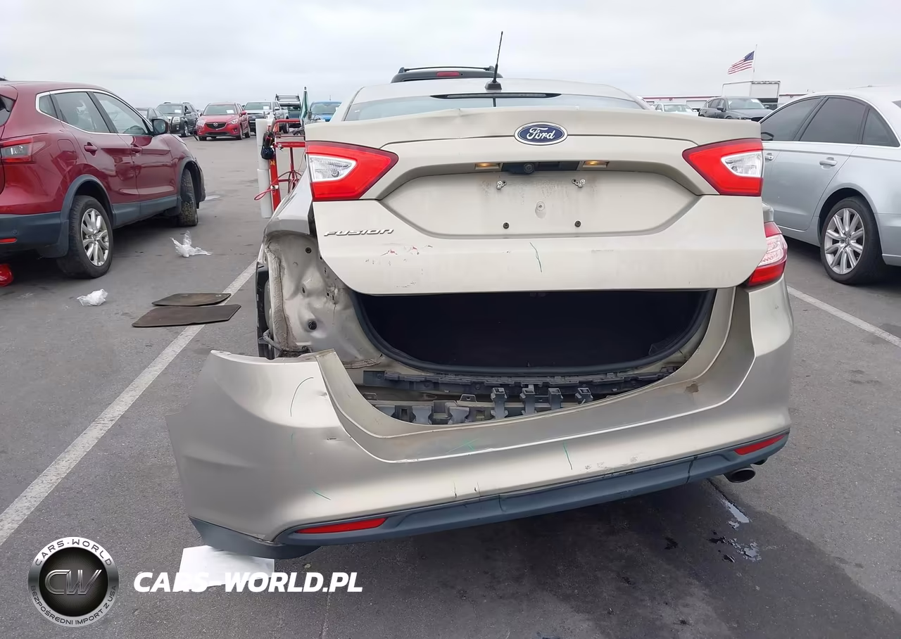 2016 Ford Fusion S VIN:3FA6P0G78GR126826 - 6