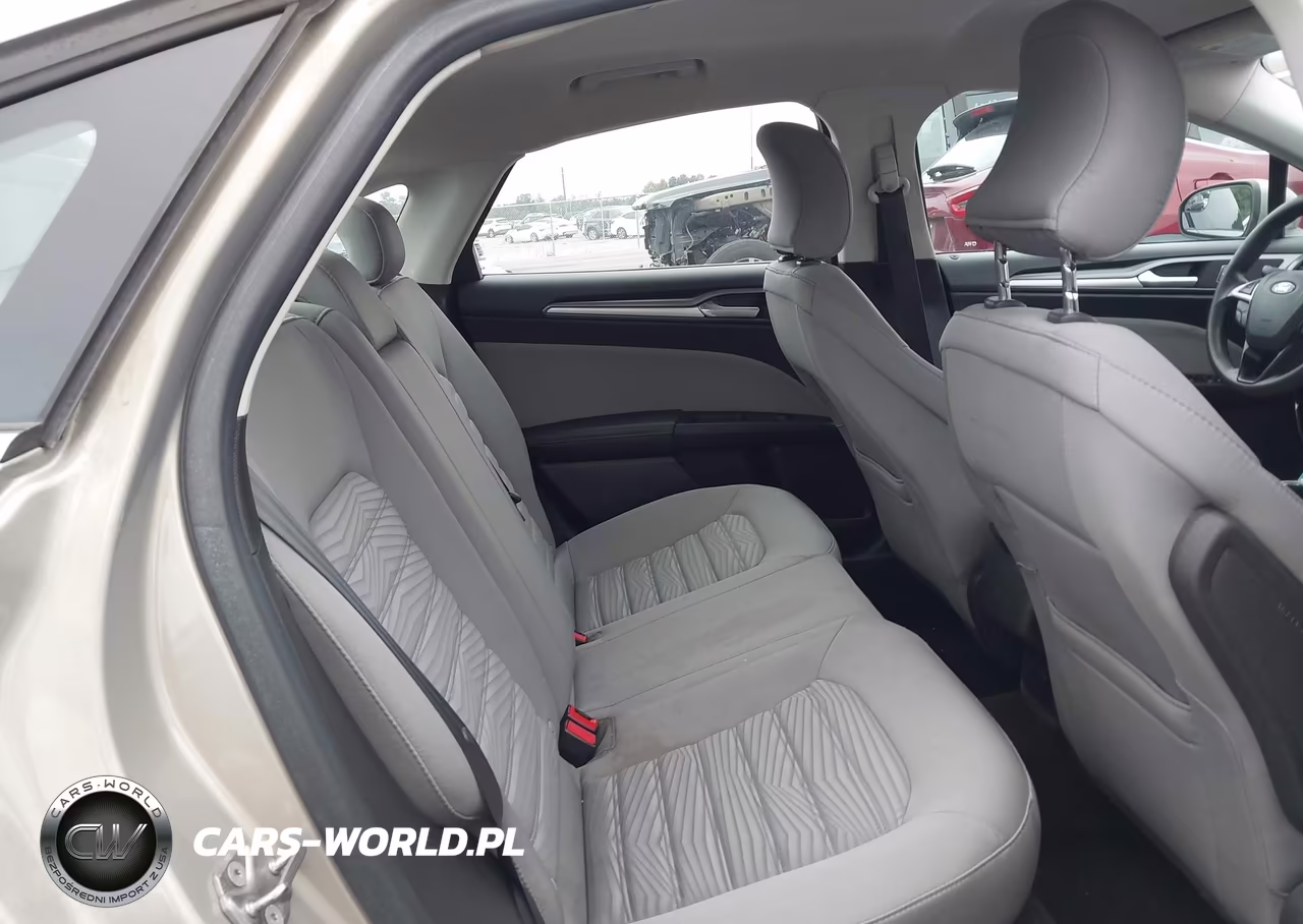 2016 Ford Fusion S VIN:3FA6P0G78GR126826 - 8
