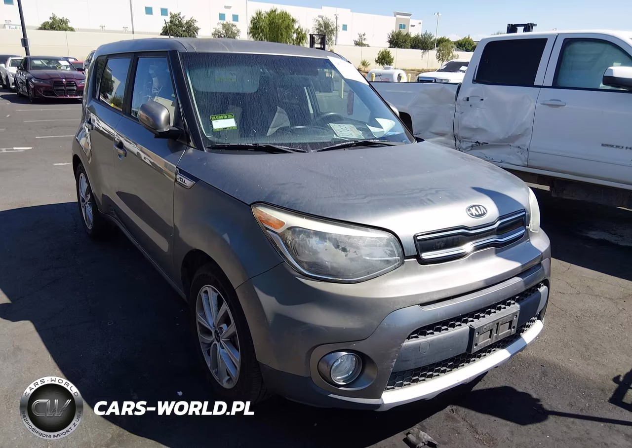 2018 Kia Soul + VIN:KNDJP3A55J7529318 - 13