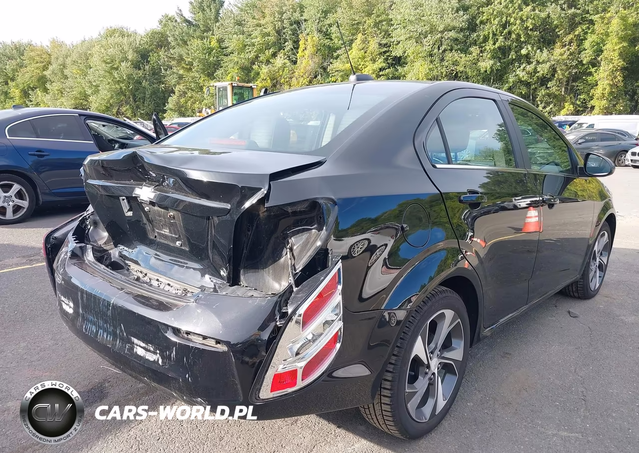 2020 Chevrolet Sonic Fwd Premier VIN:1G1JF5SB6L4112323 - 4