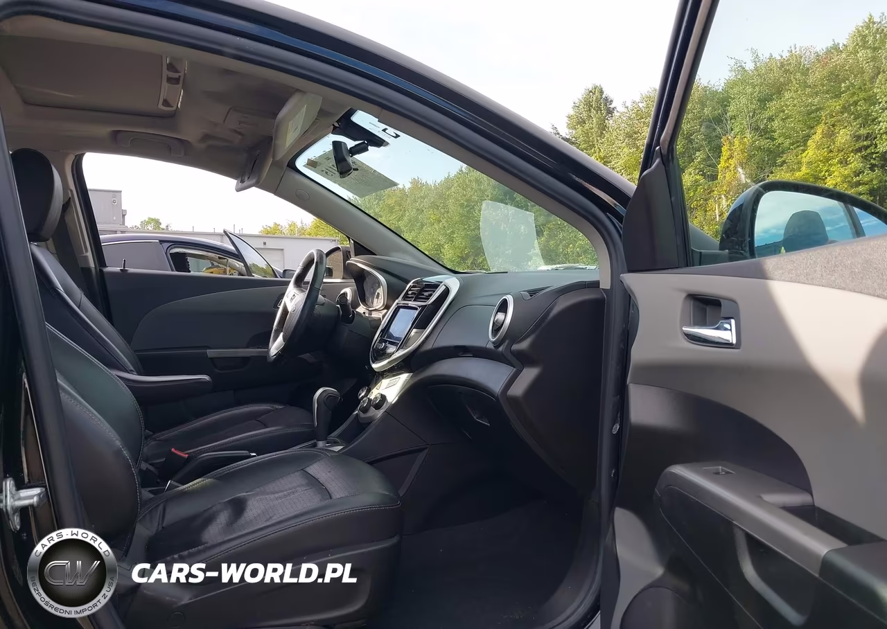 2020 Chevrolet Sonic Fwd Premier VIN:1G1JF5SB6L4112323 - 5