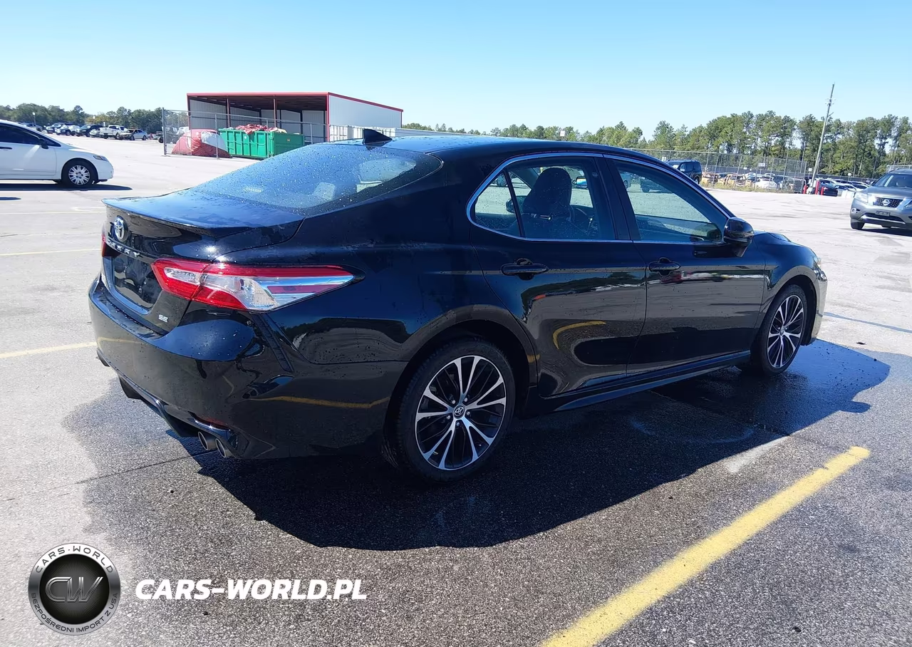 2020 Toyota Camry Se VIN:4T1G11AK7LU953847 - 4