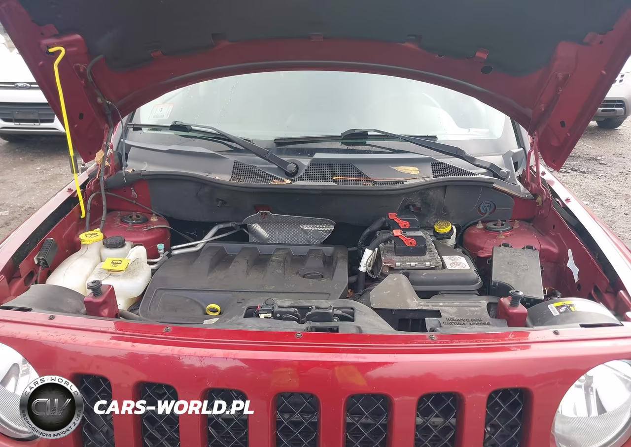 2016 Jeep Patriot Latitude VIN:1C4NJRFB9GD672707 - 10