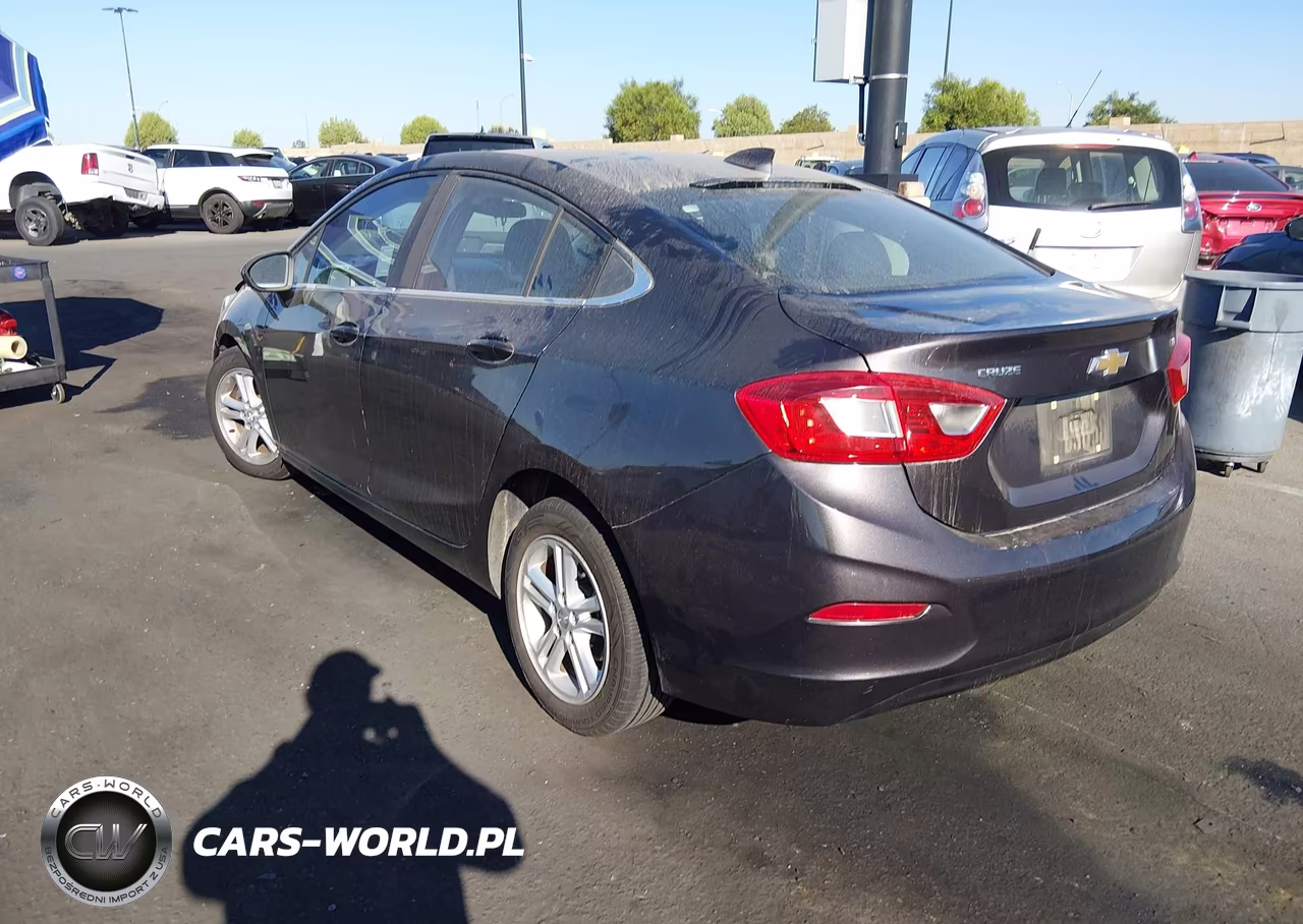 2017 Chevrolet Cruze Lt Auto VIN:1G1BE5SM3H7170095 - 3