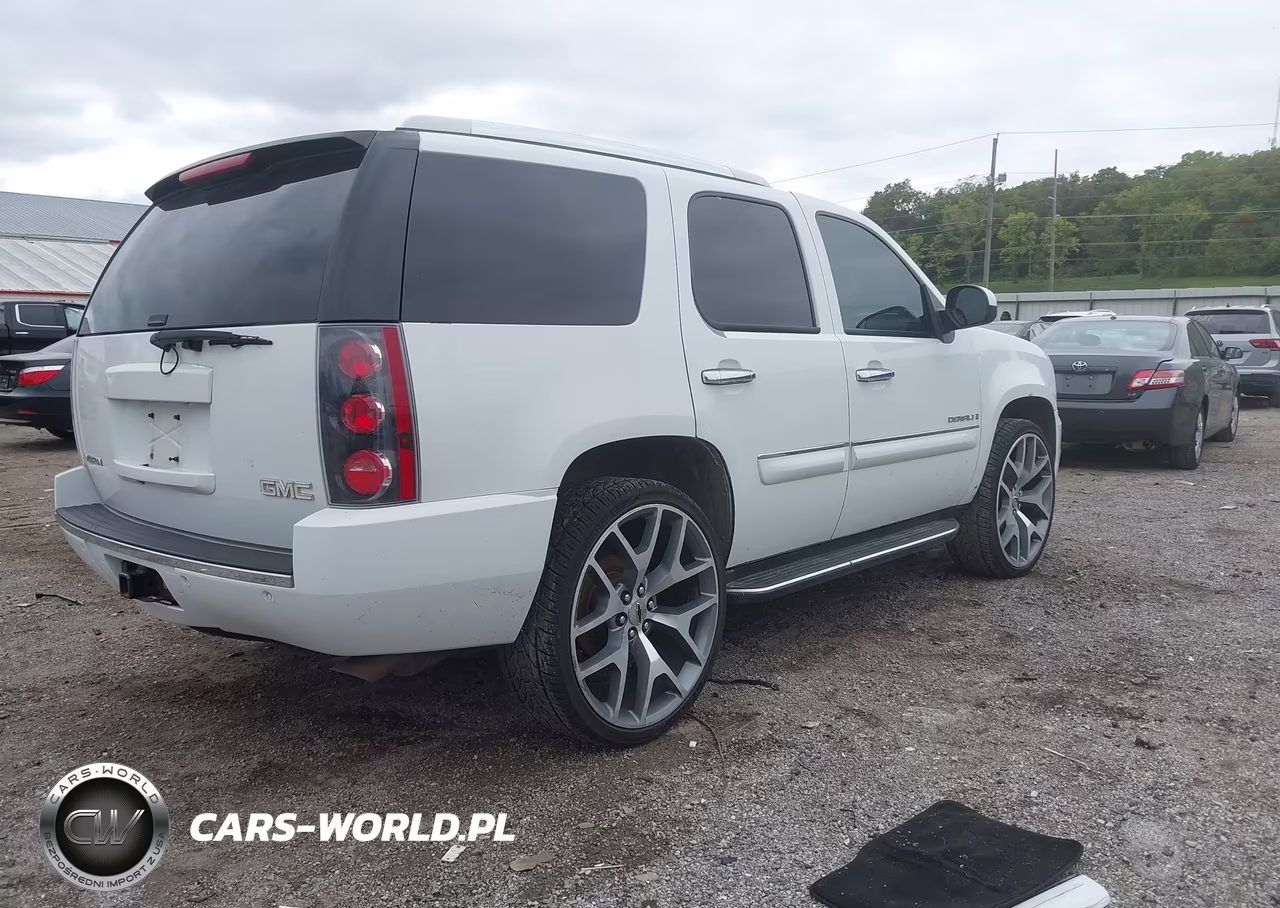 2007 GMC Yukon Denali VIN:1GKFK63897J227270 - 4