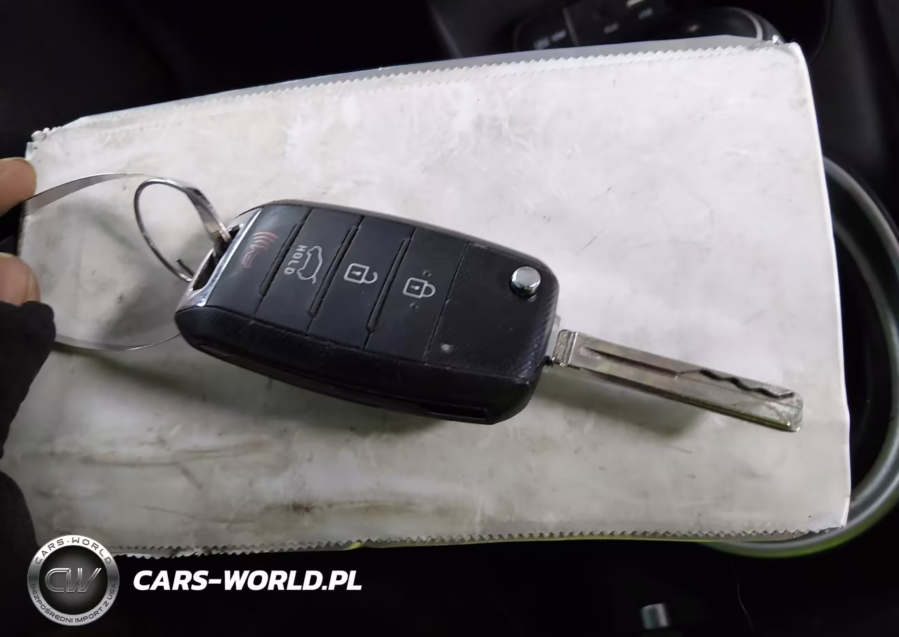 2018 Kia Alma + VIN:KNDJP3A53J7594796 - 11