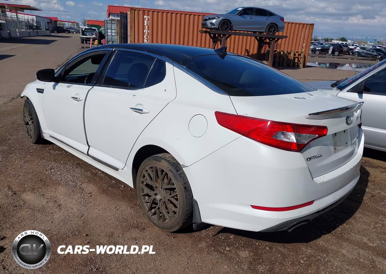 2013 Kia Optima Sx VIN:5XXGR4A68DG167905 - 3