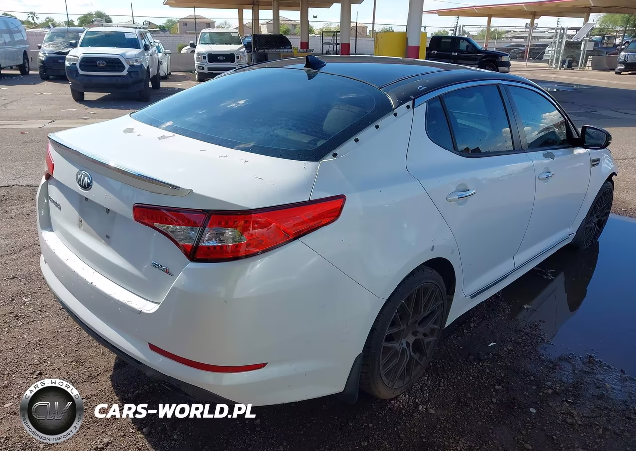 2013 Kia Optima Sx VIN:5XXGR4A68DG167905 - 4