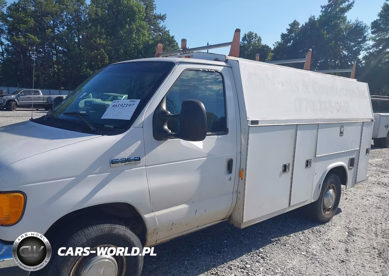 2006 Ford E-350 Cutaway VIN:1FDSE35L36HA03916 - 11