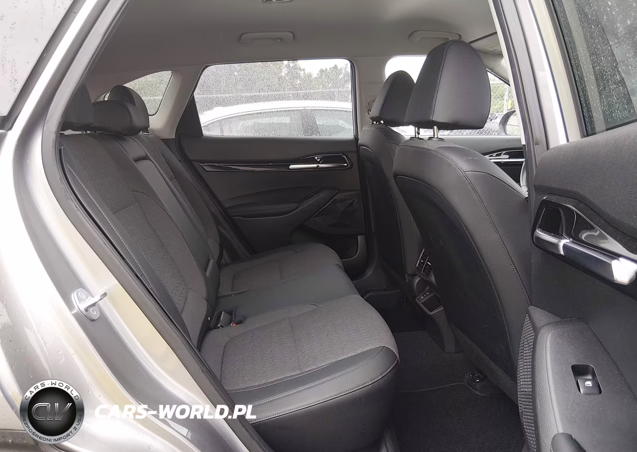 2024 Kia Seltos S VIN:KNDEUCAAXR7471435 - 8