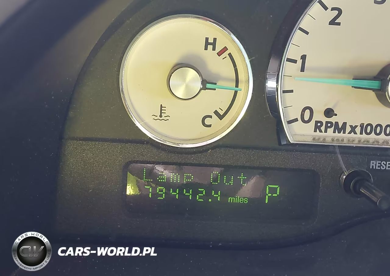 2004 Ford Thunderbird VIN:1FAHP63A14Y107190 - 16