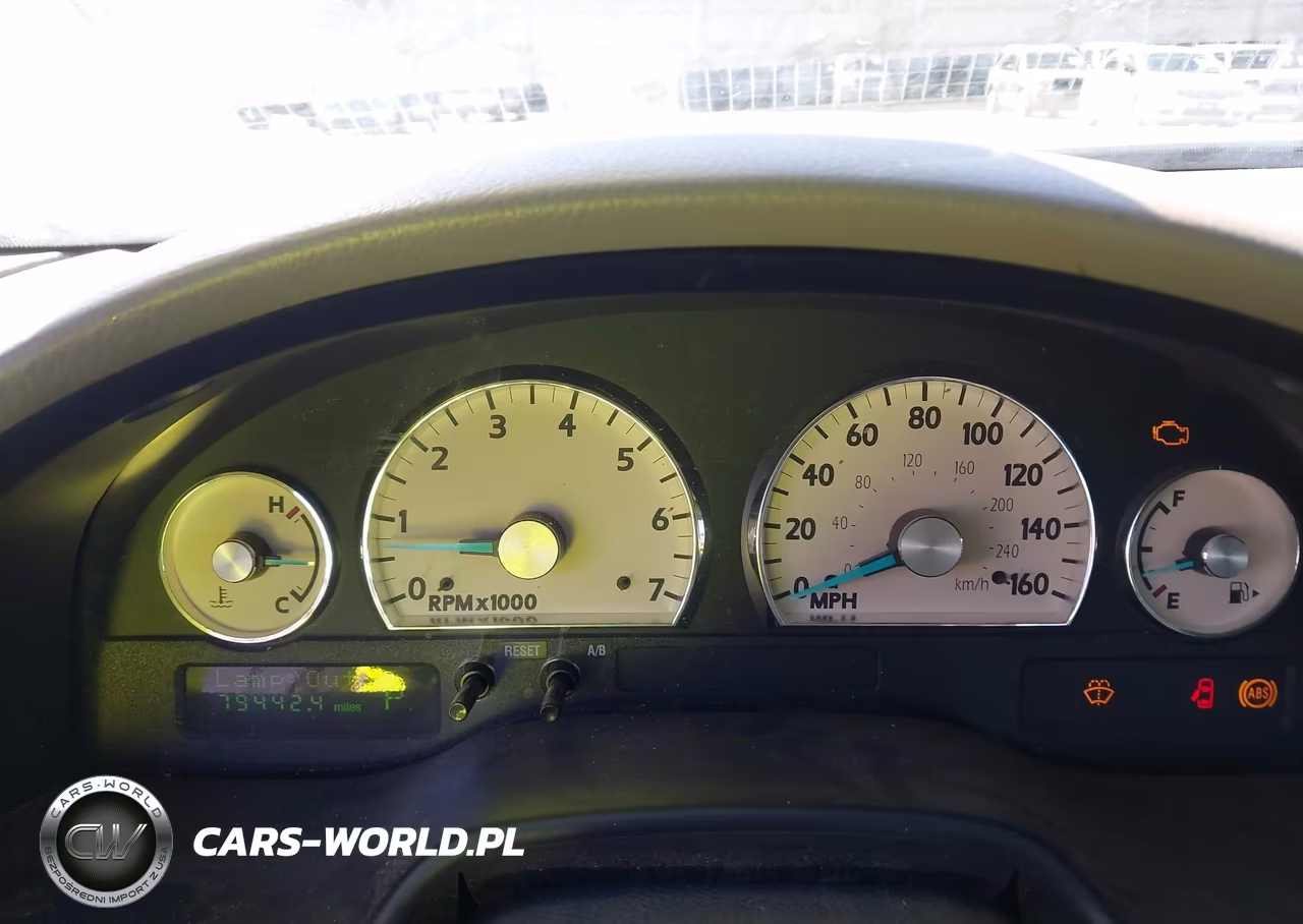 2004 Ford Thunderbird VIN:1FAHP63A14Y107190 - 7