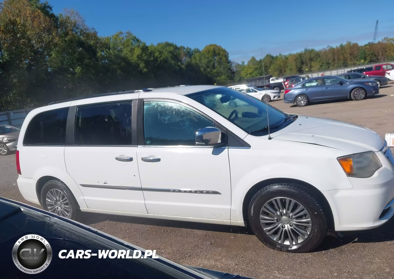 2014 Chrysler Town & Country Touring-L VIN:2C4RC1CG5ER168338 - 13