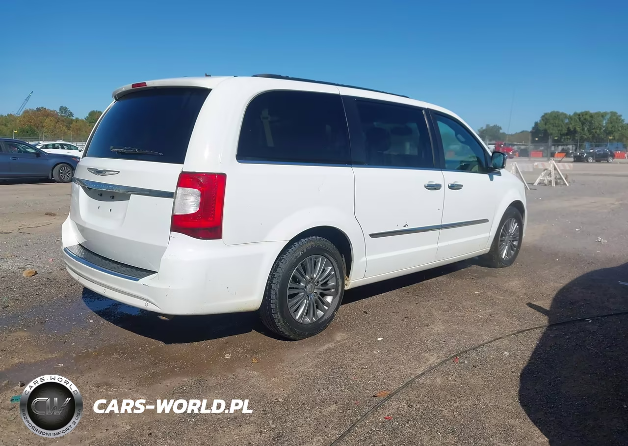 2014 Chrysler Town & Country Touring-L VIN:2C4RC1CG5ER168338 - 4