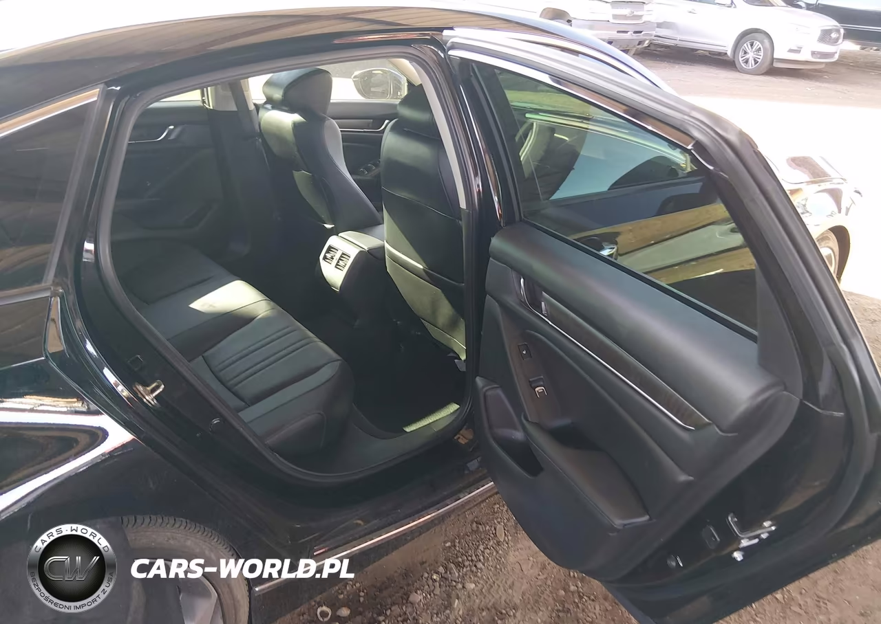 2019 Honda Accord Touring 2.0T VIN:1HGCV2F92KA036481 - 8